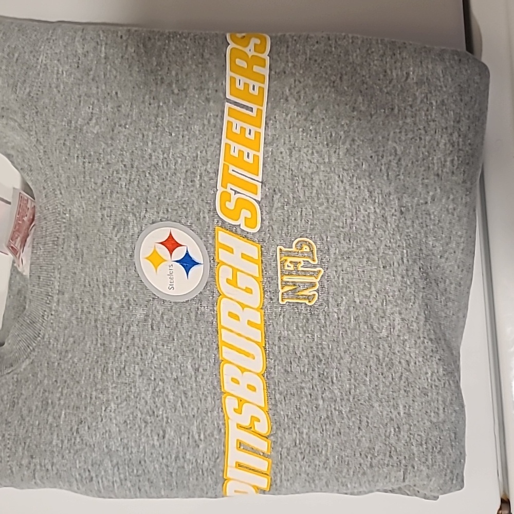 NFL Pittsburgh Steelers Gray Crewneck Sweatshirt (Womens)
